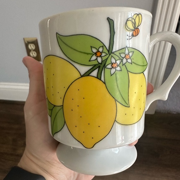 VTG A Lorrie Design Lemons, Flower, Bee Coffee Tea Kitchen Mugs (Set of 6) JAPAN - Picture 2 of 6